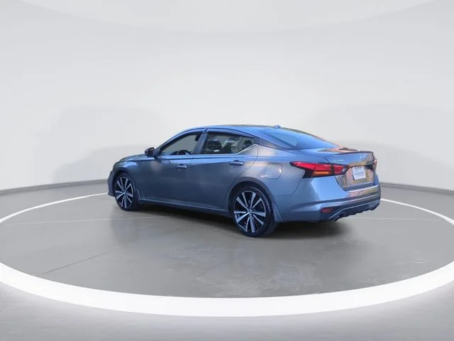 Used 2021 Gray Nissan 2.5 SR image 6