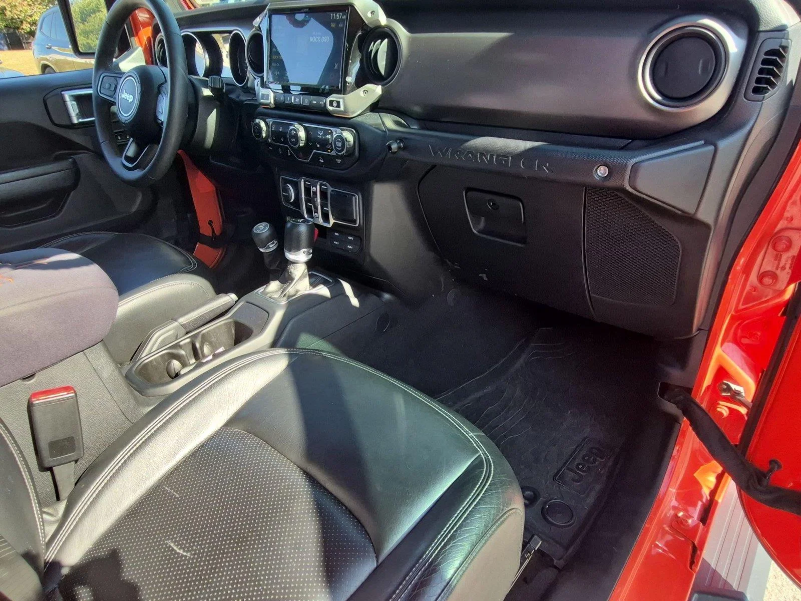 Used 2023 Punkn Metallic Clearcoat Jeep Willys image 36