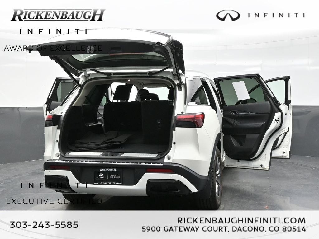 Certified Used 2023 White INFINITI LUXE image 48