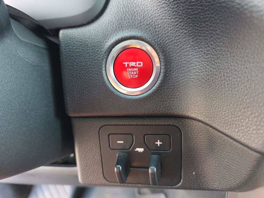 Used 2022 Gray Toyota SR5 image 26