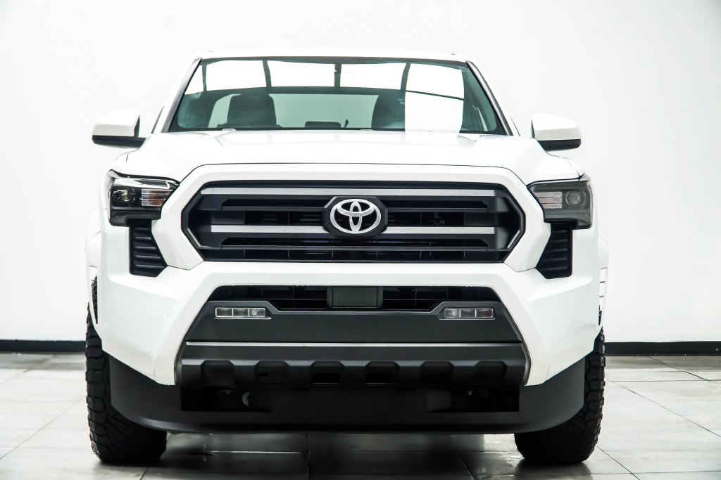 Used 2024 White Toyota SR5 image 11