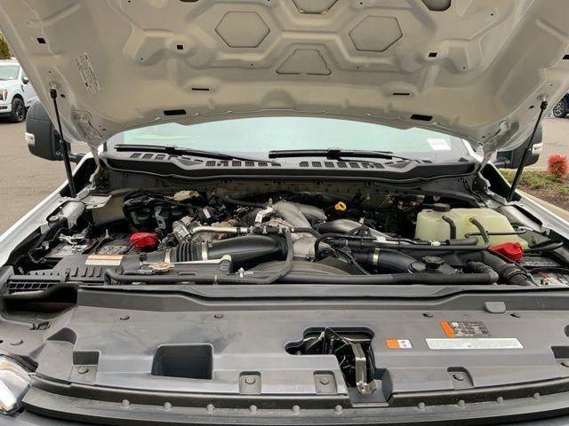 2024 Ford F-550 Super Duty Chassis Cab XL - Photo 27