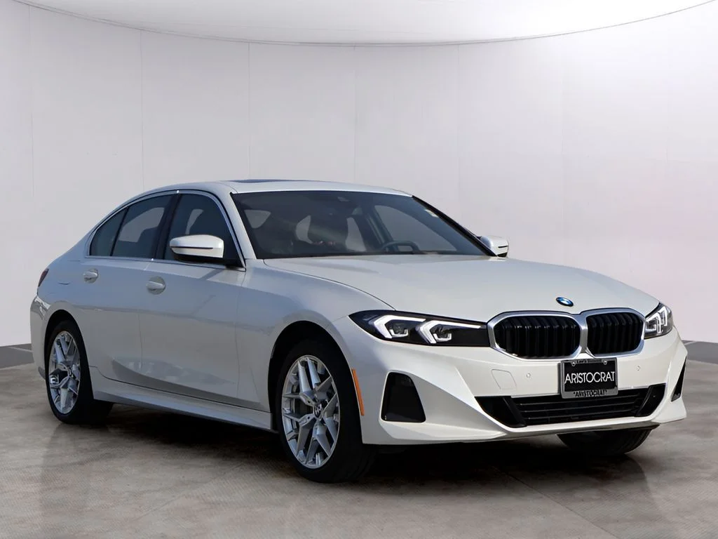 Used 2026 White BMW 330i xDrive image 3
