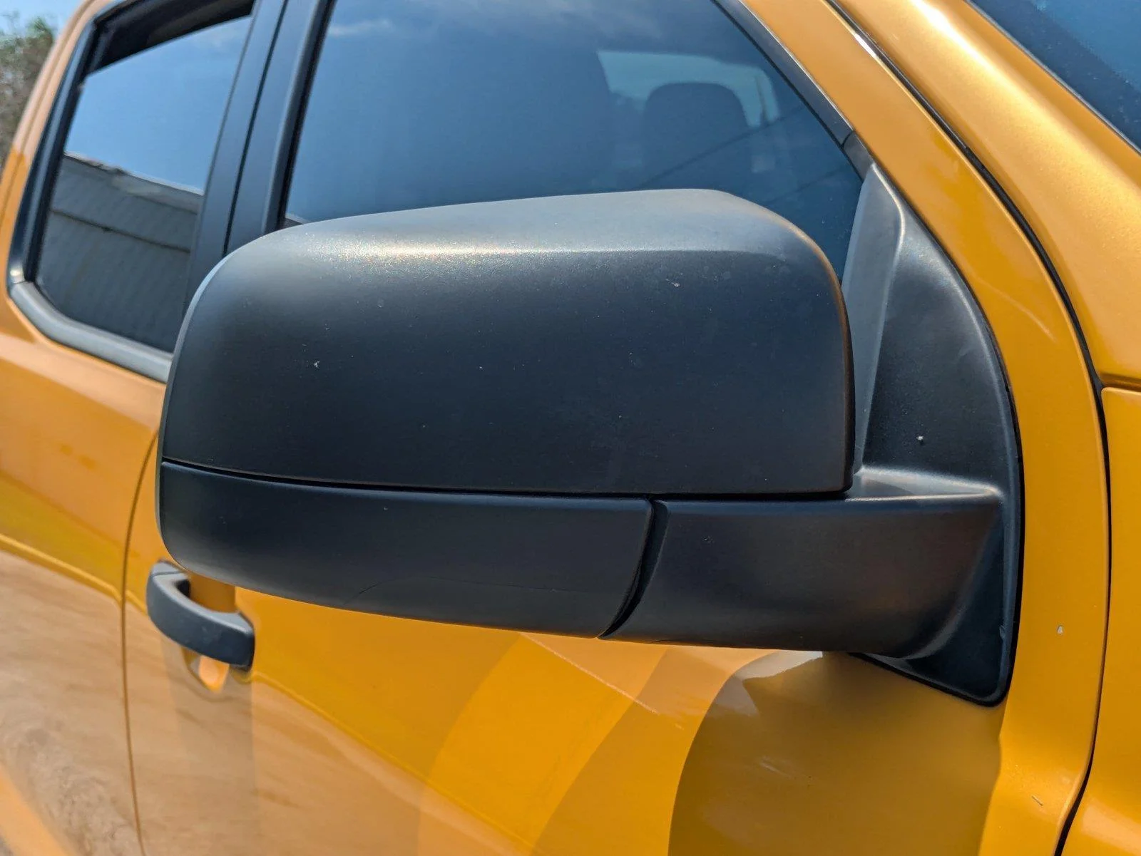 Certified Used 2021 Yellow Ford XLT image 11
