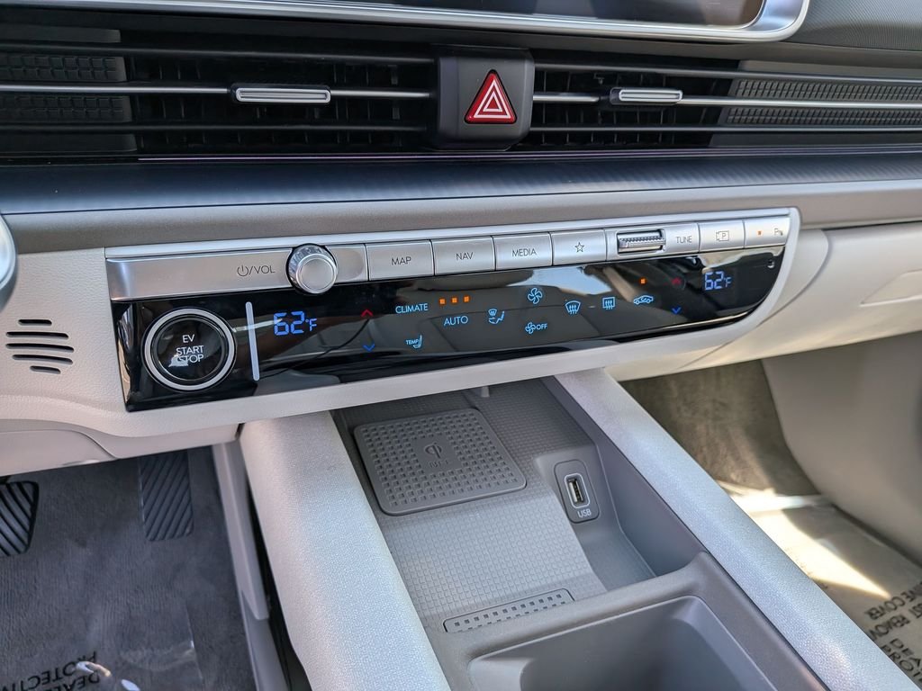 2025 Hyundai IONIQ 6 SEL - Photo 21