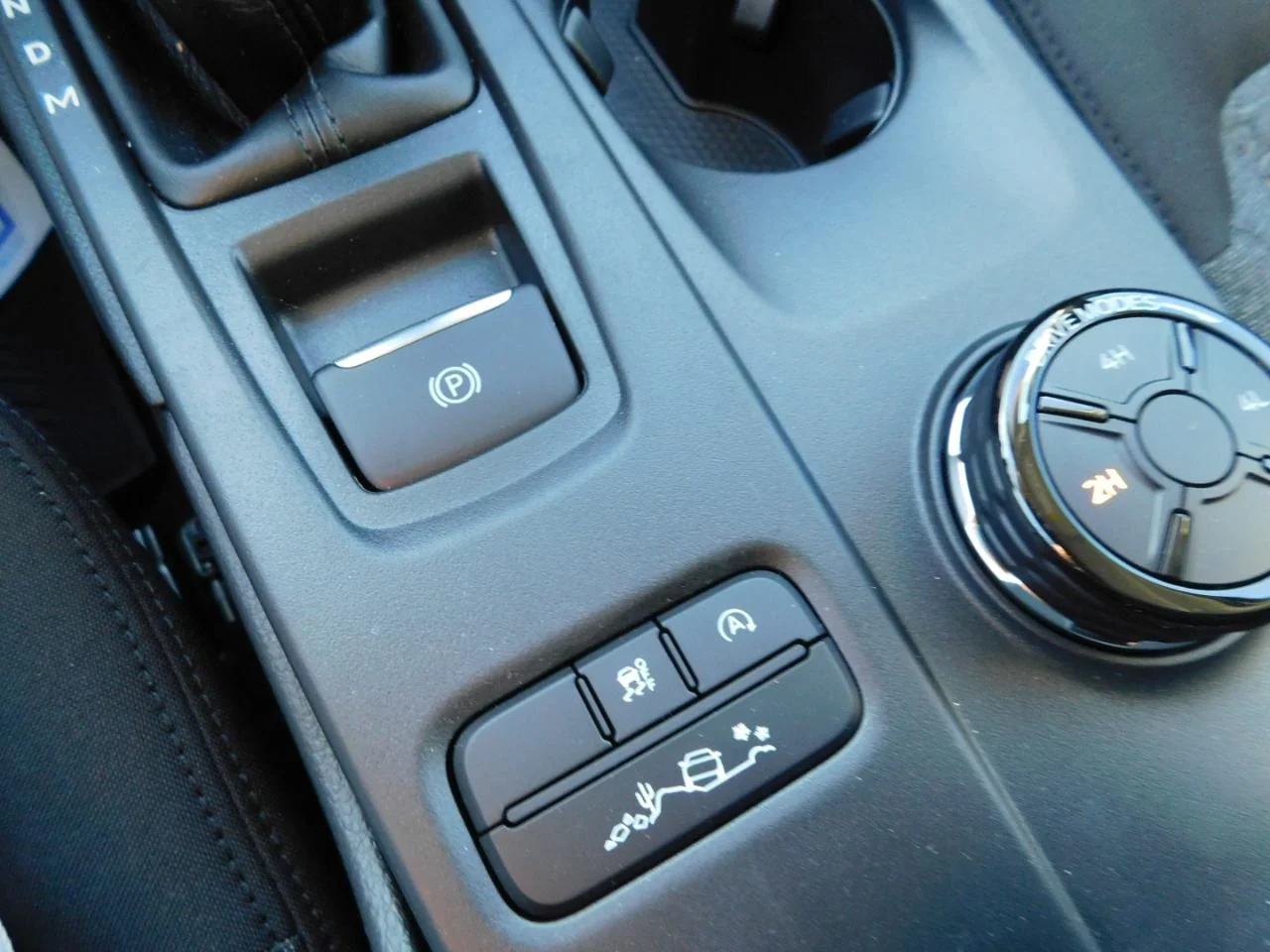 New 2025 Desert Sand Ford XLT image 42