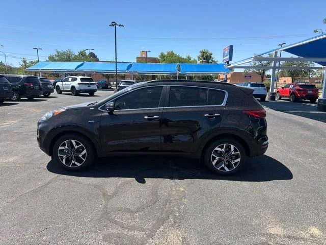 Pre-Owned 2021 Kia Sportage EX AWD
