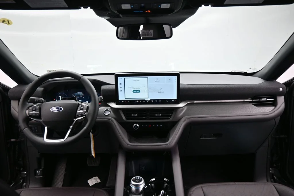 New 2026 Carbonized Gray Metallic Ford Platinum image 21