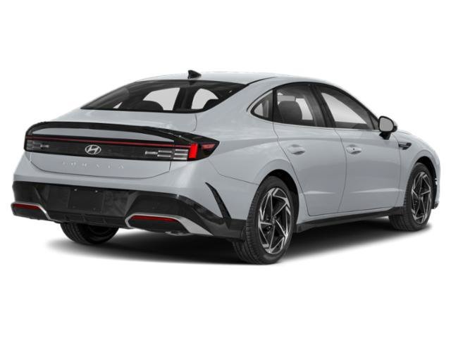 New 2026 Aero Silver Hyundai SEL Sport image 3
