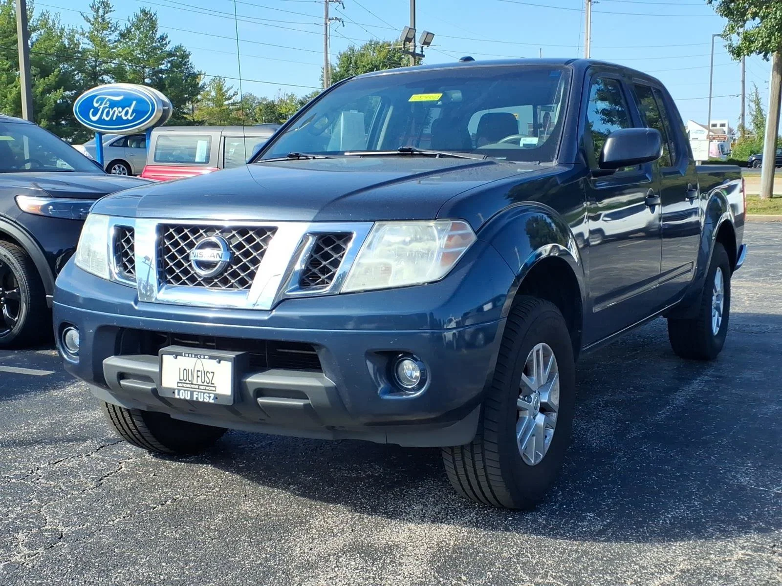 Used 2016 Arctic Blue Metallic Nissan  image 26