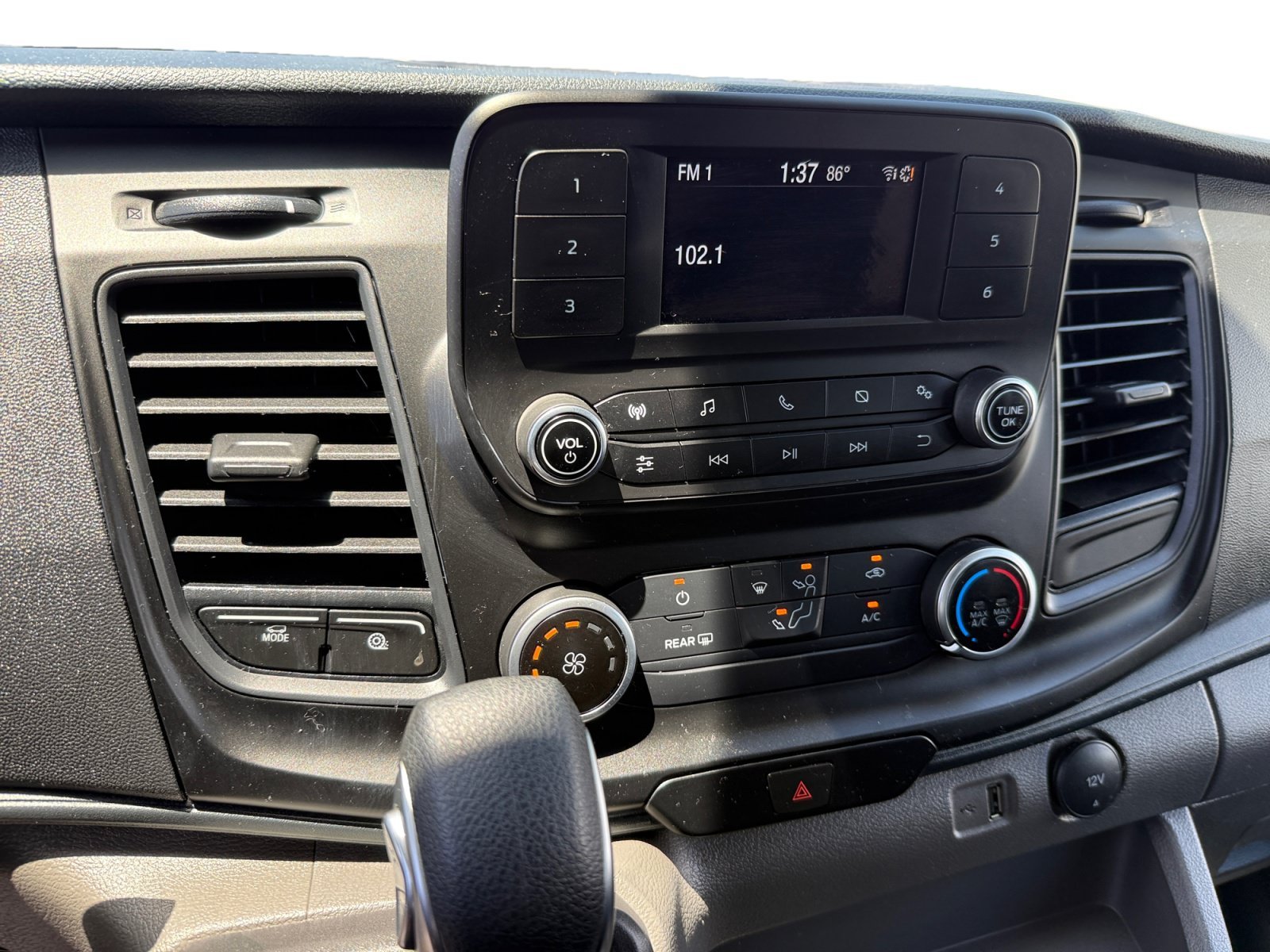 Used 2025 Oxford White Ford Base image 12