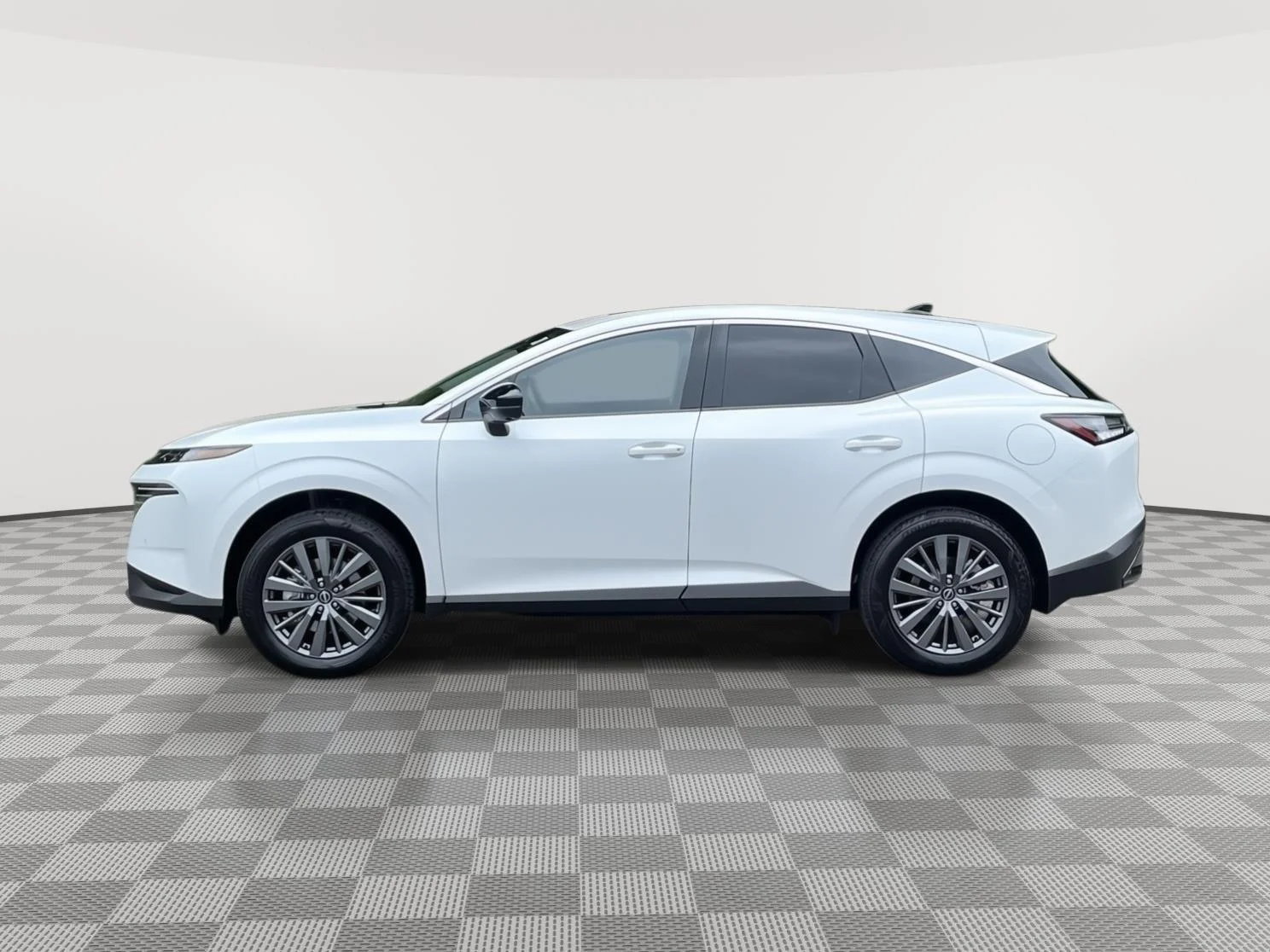 New 2026 Everest White Pearl TriCoat Nissan SL image 8