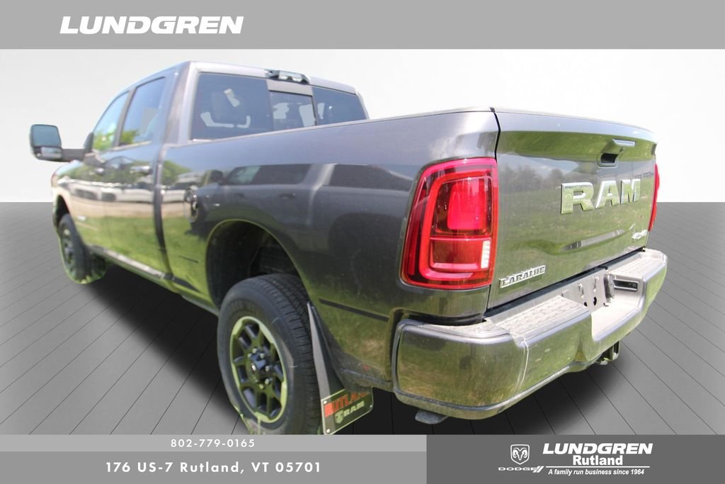 New 2026 Granite Crystal Metallic Clear-Coat Exterior Paint RAM Laramie image 4