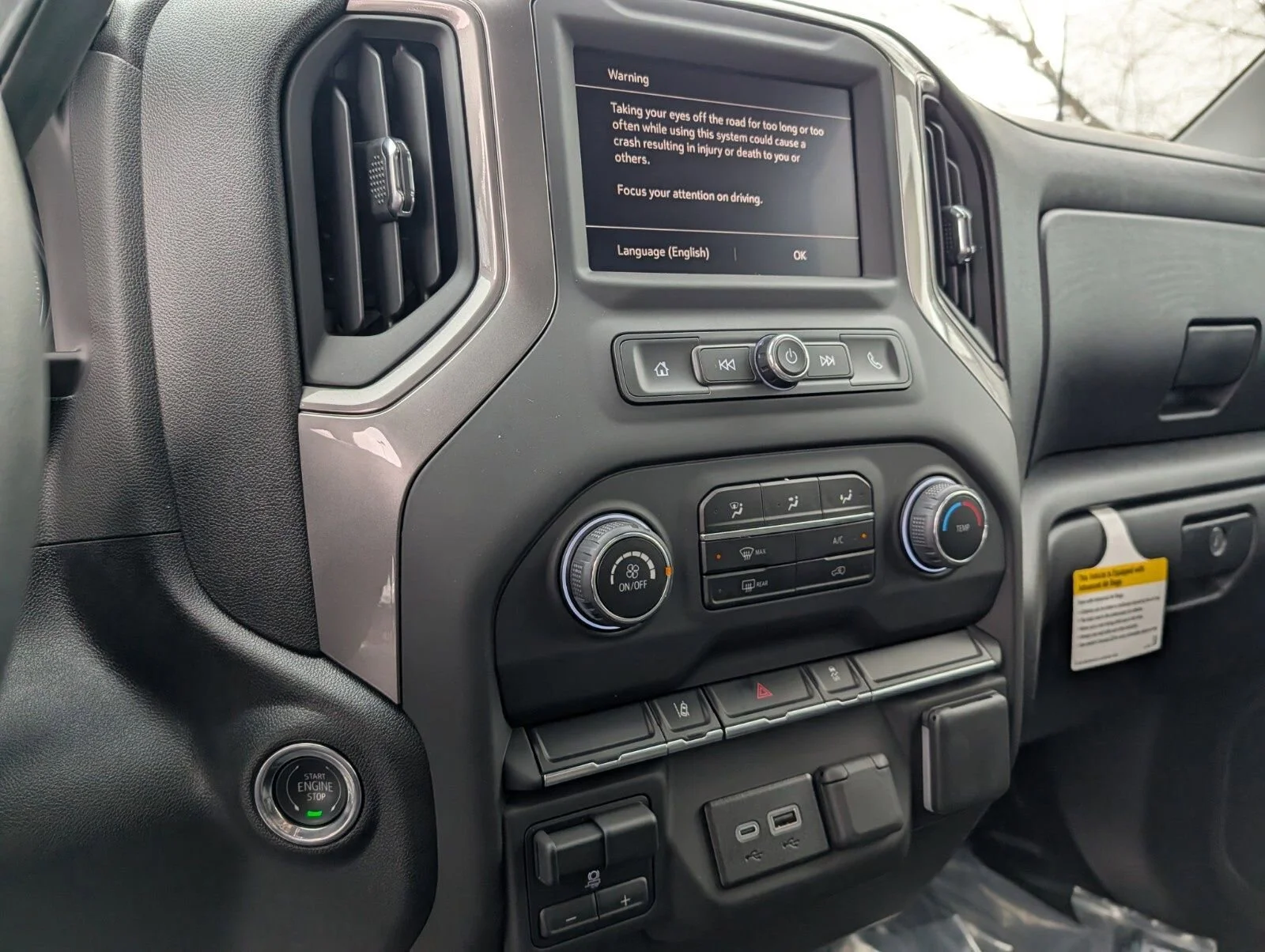 New 2025 Summit White Chevrolet Work Truck image 30