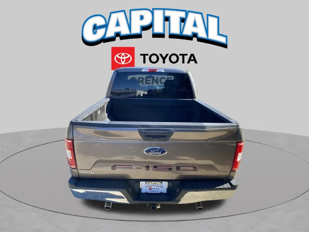 Used 2018 Gray Ford XLT image 11