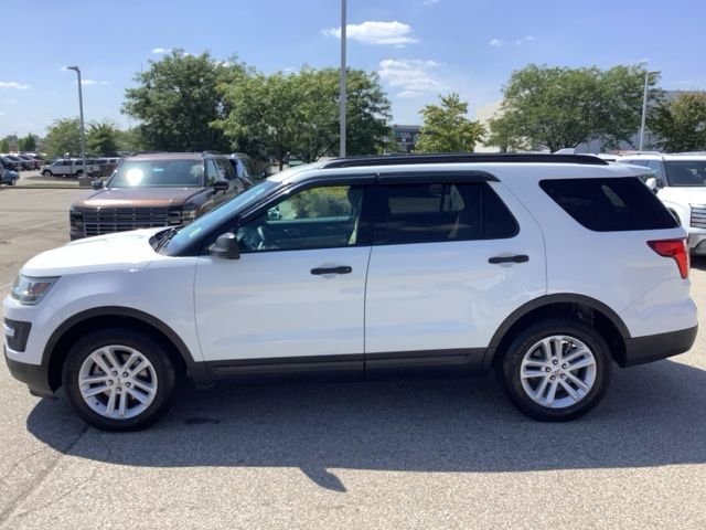 Used 2016 Oxford White Ford Base image 8