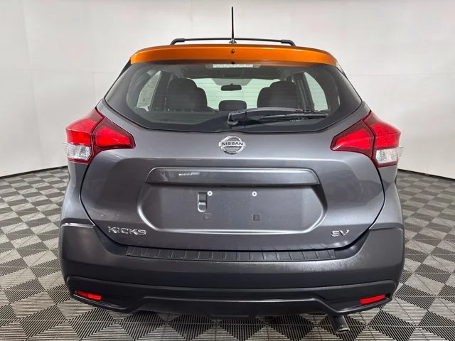 Used 2019 Gray Nissan SV image 20