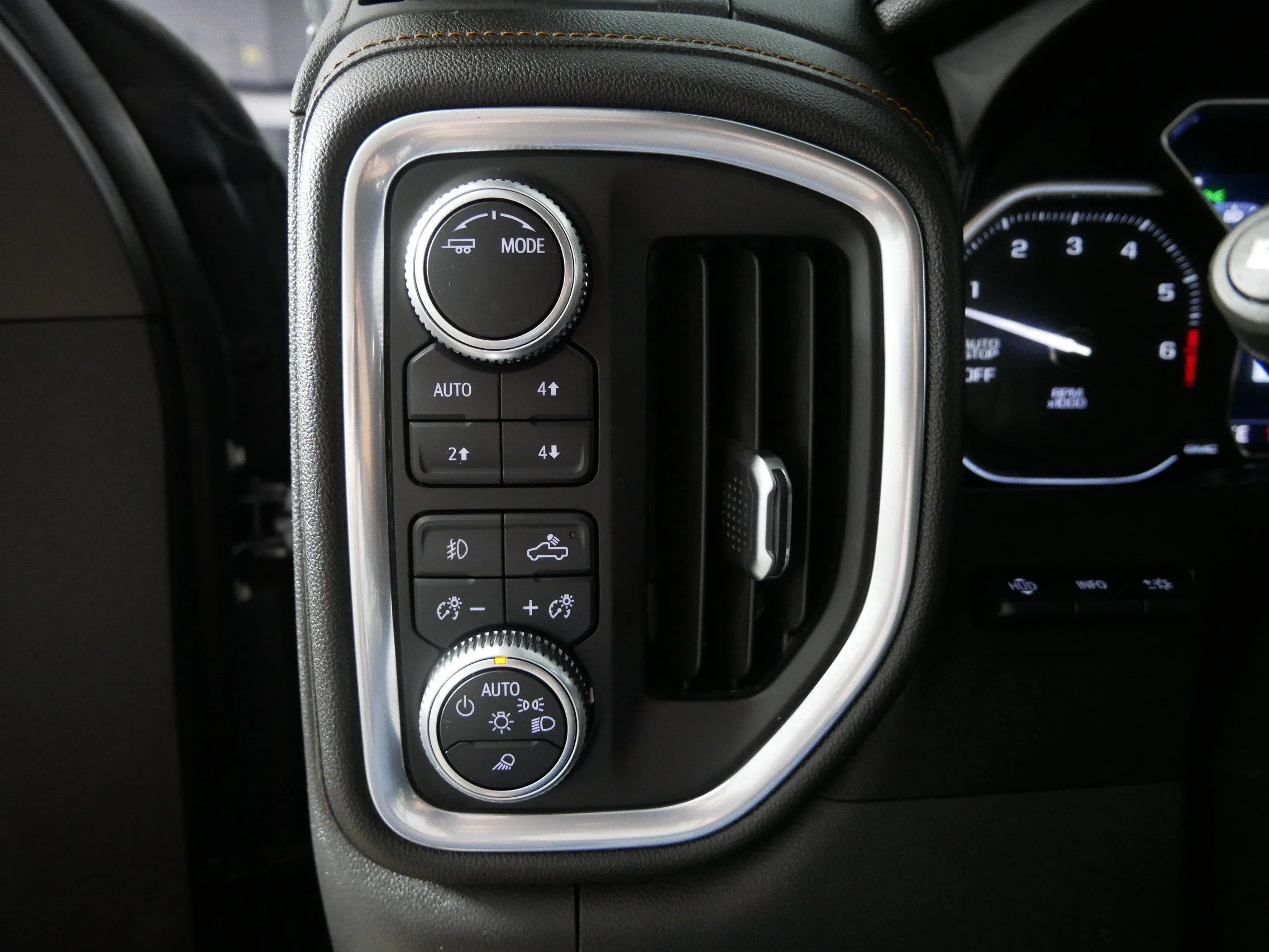 Used 2021 Satin Steel Metallic GMC AT4 image 26