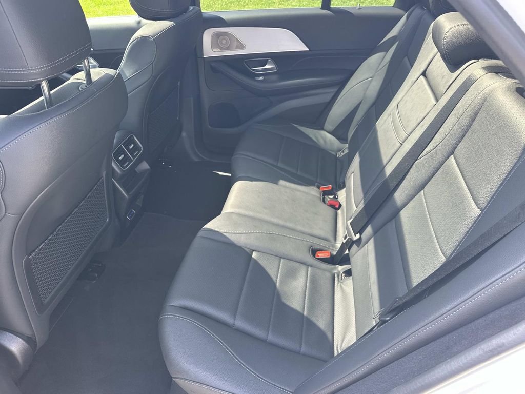 Certified Used 2025 Polar White Mercedes-Benz GLE 350 image 26