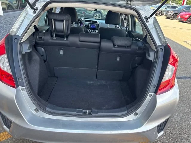 Used 2015 Alabaster Silver Metallic Honda LX image 9