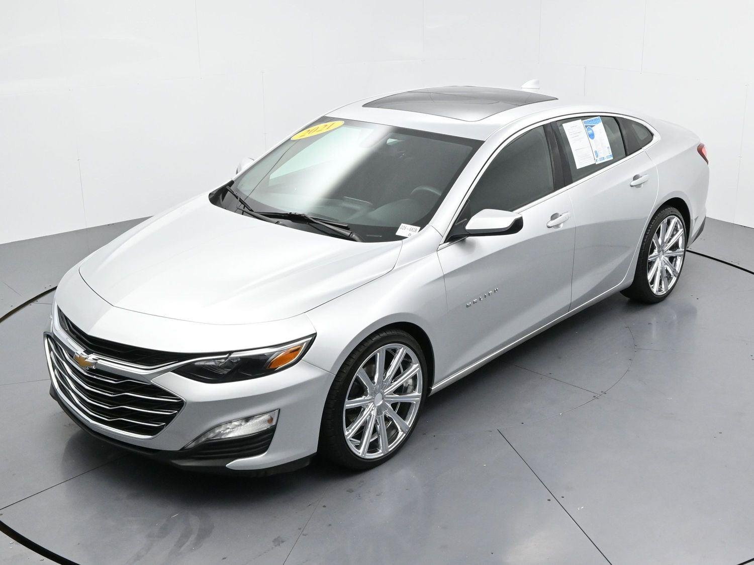 Used 2021 SILVER ICE METALLIC Chevrolet LT image 40