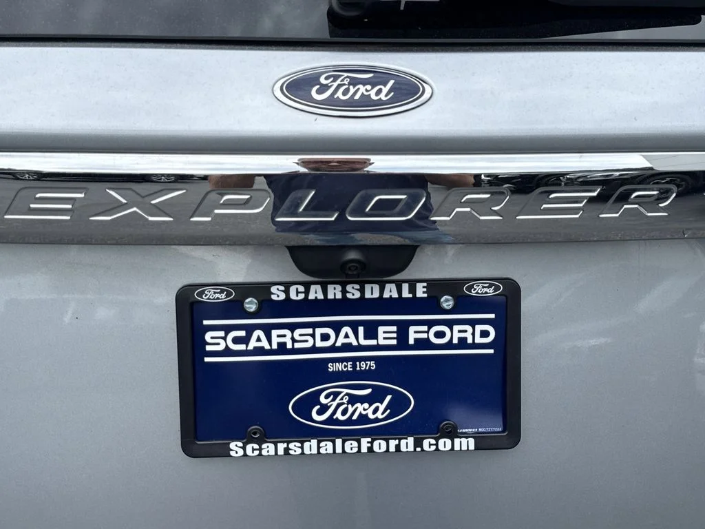 Used 2023 Silver Metallic Ford XLT image 34