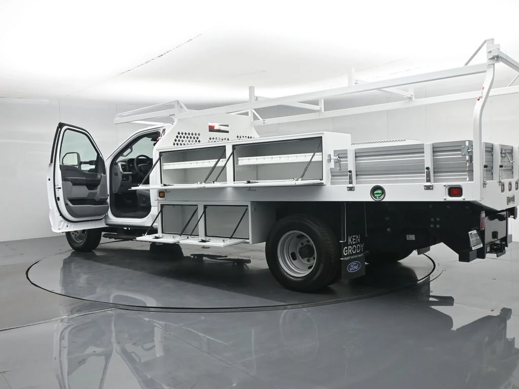 New 2025 White Ford XL image 6