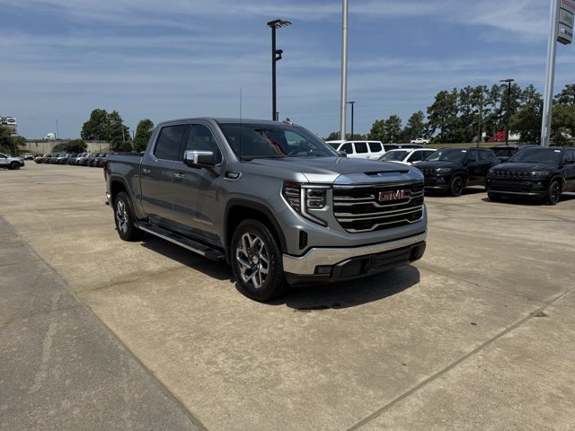 Used 2023 Sterling Metallic GMC SLT image 3