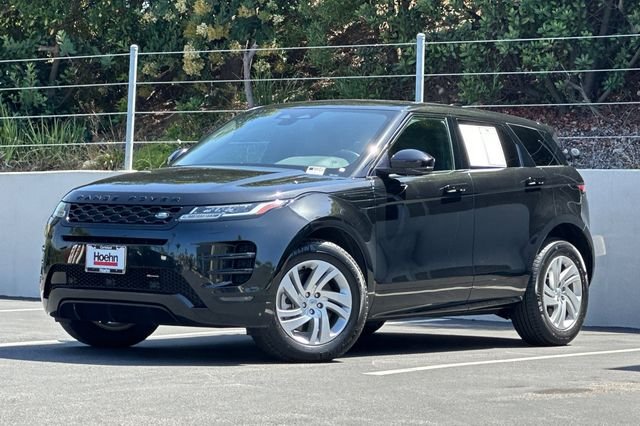 Used 2022 Black Land Rover Dynamic image 1