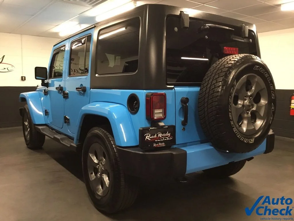 Used 2018 Blue Jeep Unlimited Sahara image 8