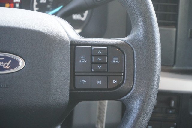 Used 2025 Oxford White Ford XLT image 24