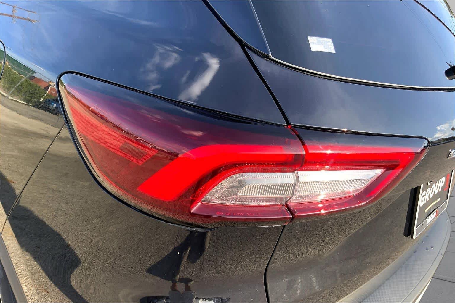 Used 2025 Agate Black Ford PHEV image 52