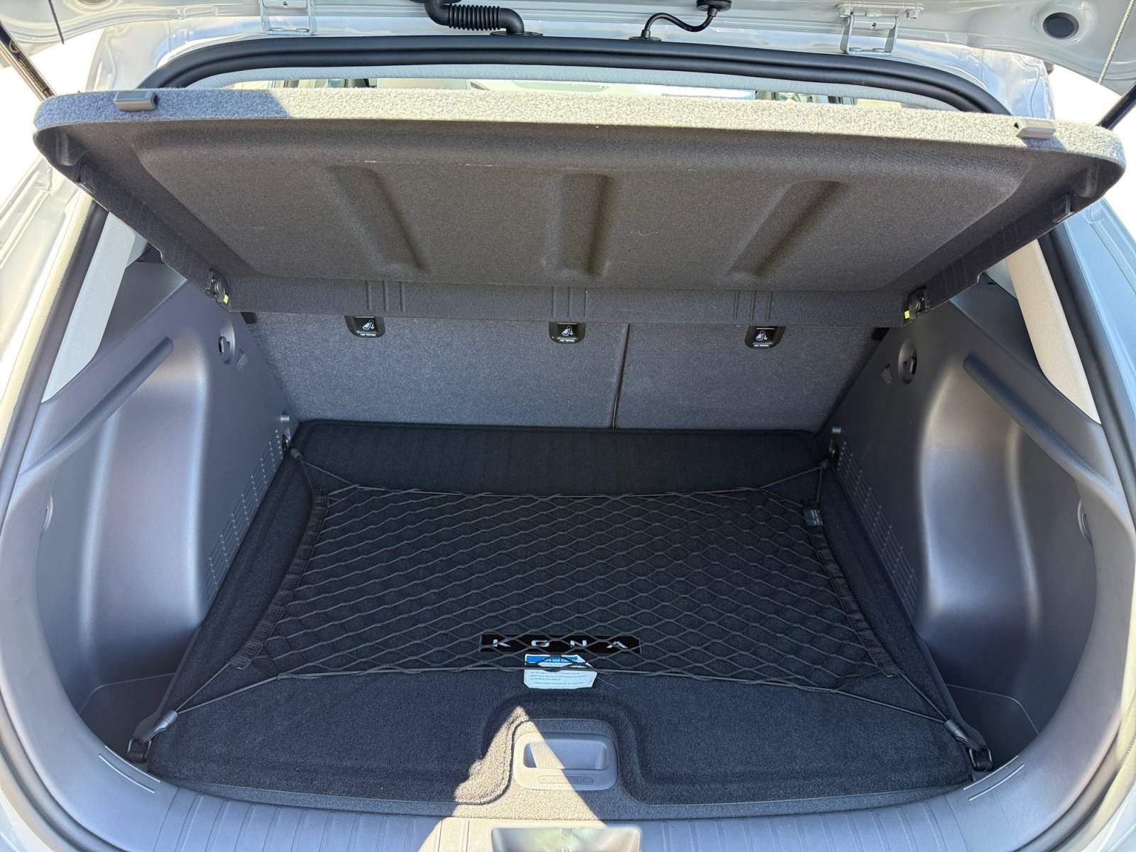 Certified Used 2025 Cyber Gray Metallic Hyundai SE image 17