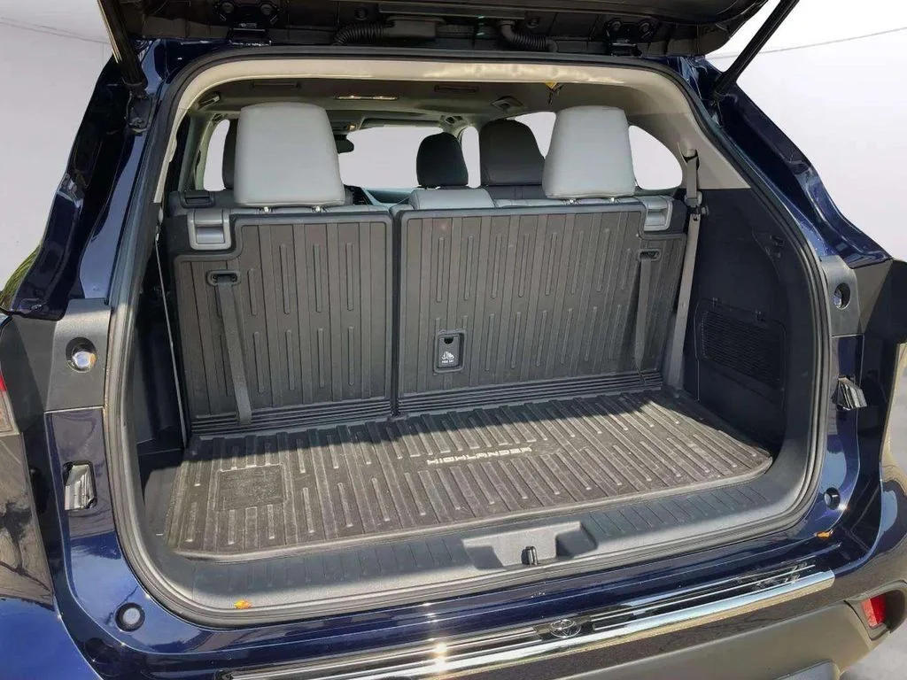Used 2022 Blueprint Toyota XLE image 23