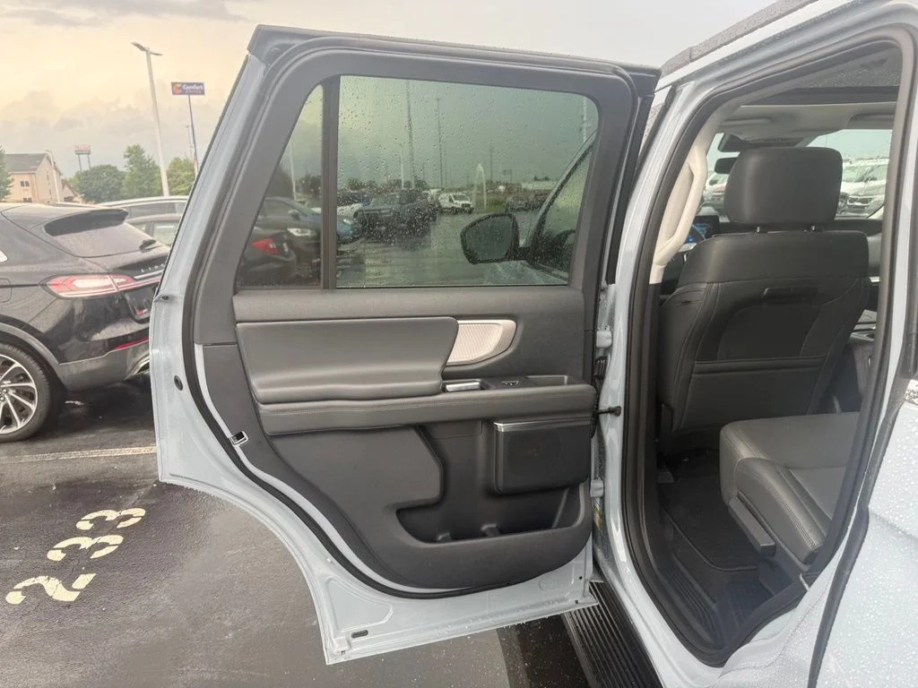 New 2026 Glacier Gray Metallic Tri-Coat Ford Active image 34