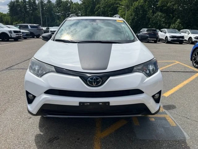 Used 2018 Super White Toyota Adventure image 8