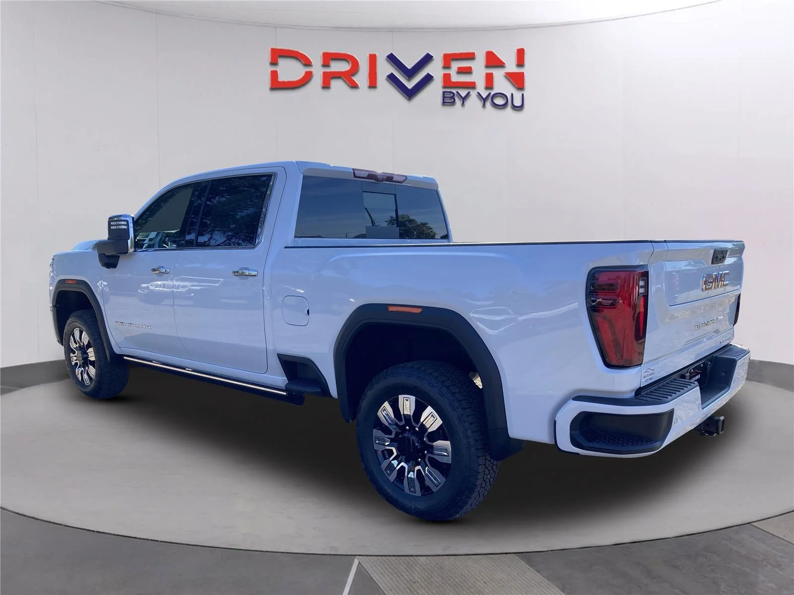 2026 GMC Sierra 2500HD Denali - Photo 6