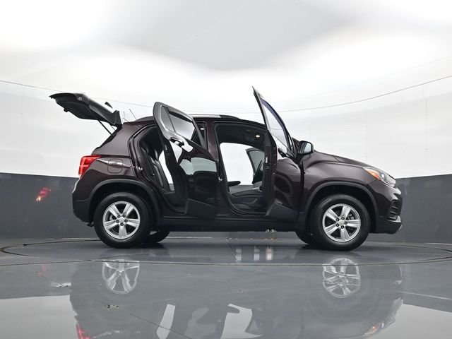 Used 2021 Red Chevrolet LT image 33