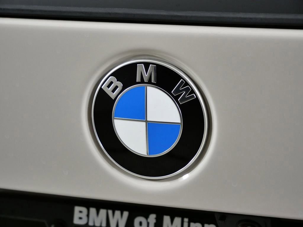 Certified Used 2026 Dune Grey Metallic BMW xDrive28i image 14