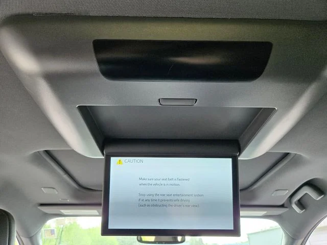 2023 Toyota Sienna Platinum - Photo 14