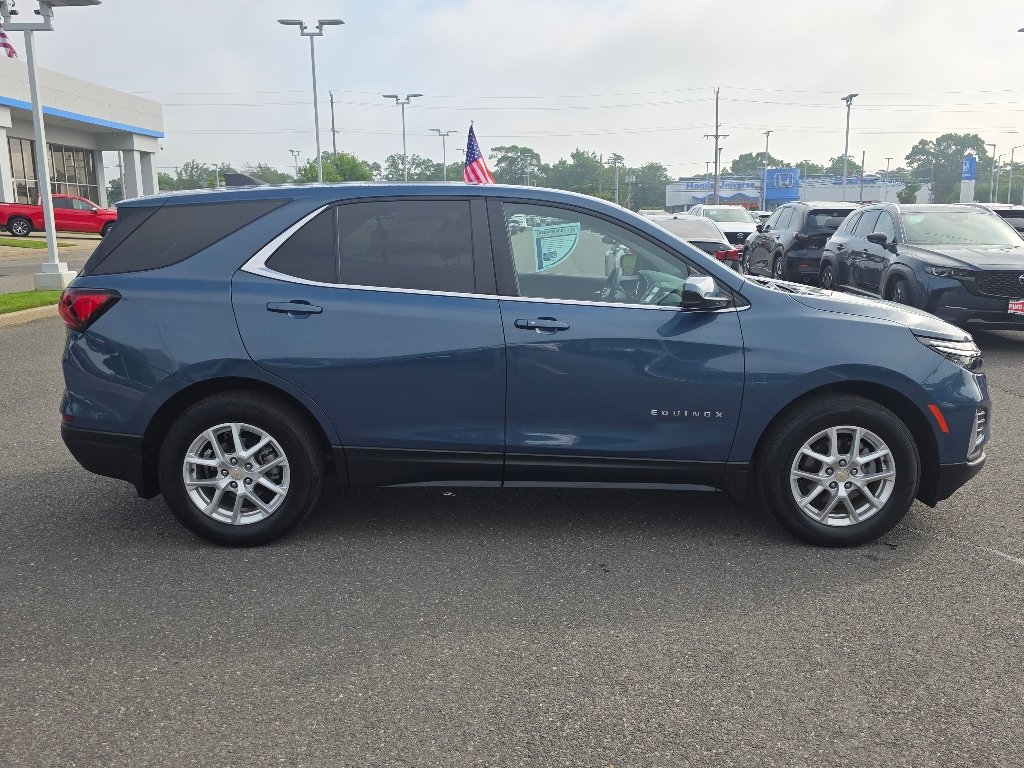 Certified Used 2024 Lakeshore Blue Metallic Chevrolet LT image 18