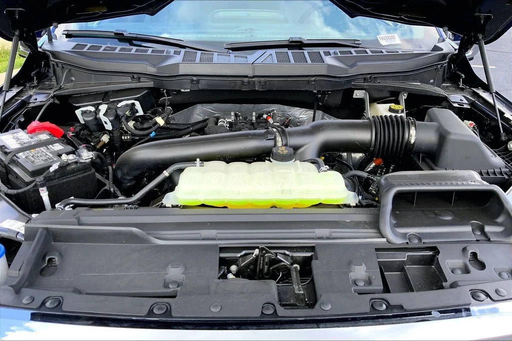 New 2026 Blue Ford Lariat image 11