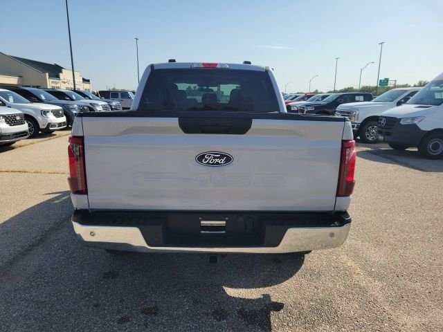 Used 2025 White Ford XLT image 25
