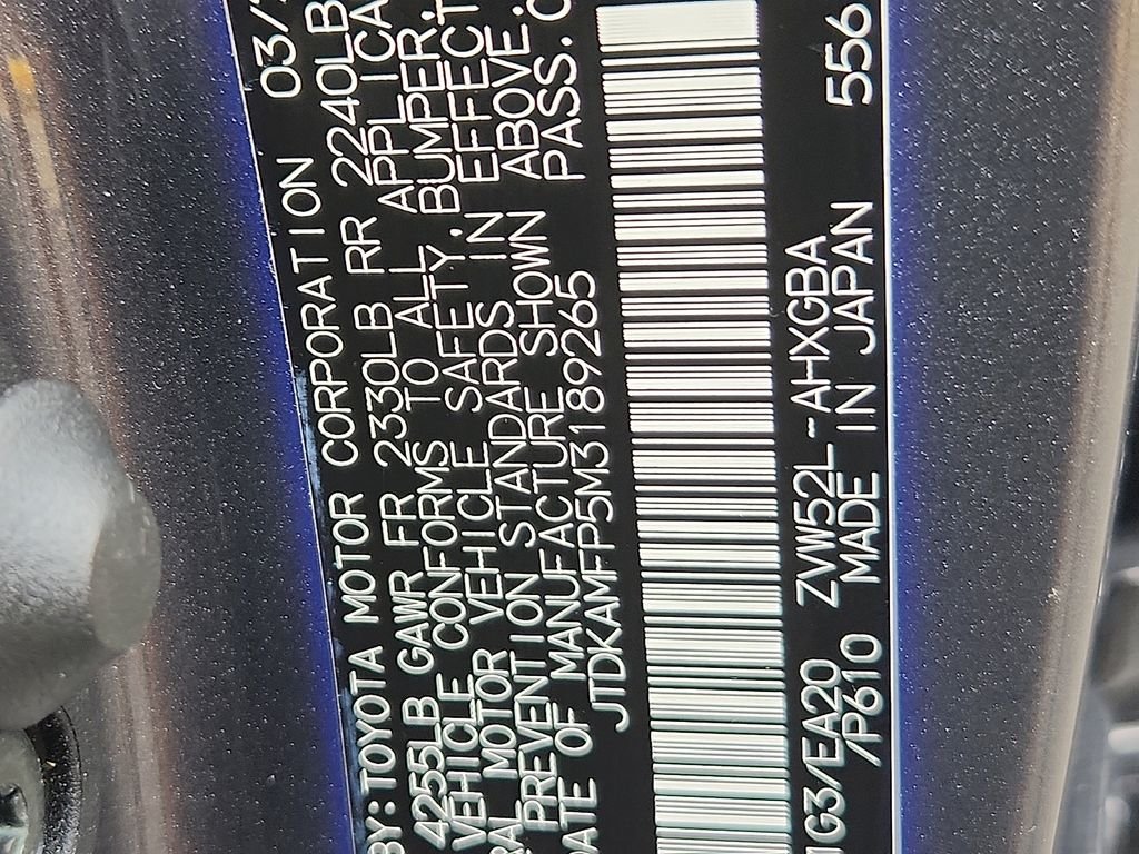 Used 2021 Magnetic Gray Metallic Toyota XLE image 27