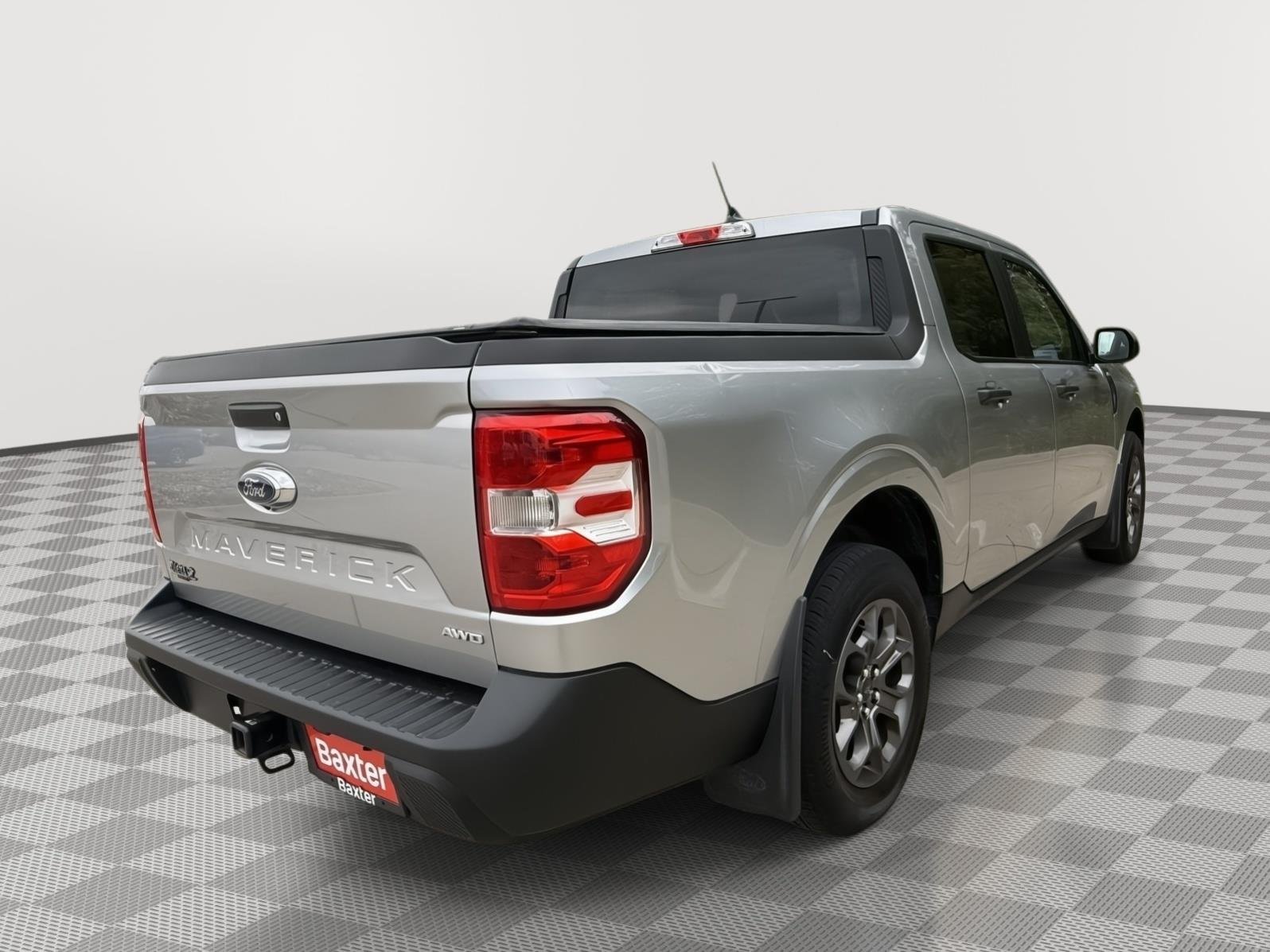 Certified Used 2024 Iconic Silver Metallic Ford XLT image 7