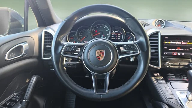 Used 2018 Black Porsche Base image 13