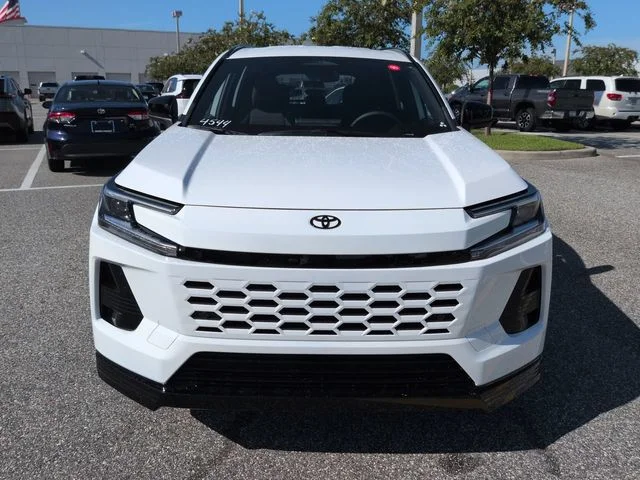 New 2026 Ice Cap Toyota SE image 9