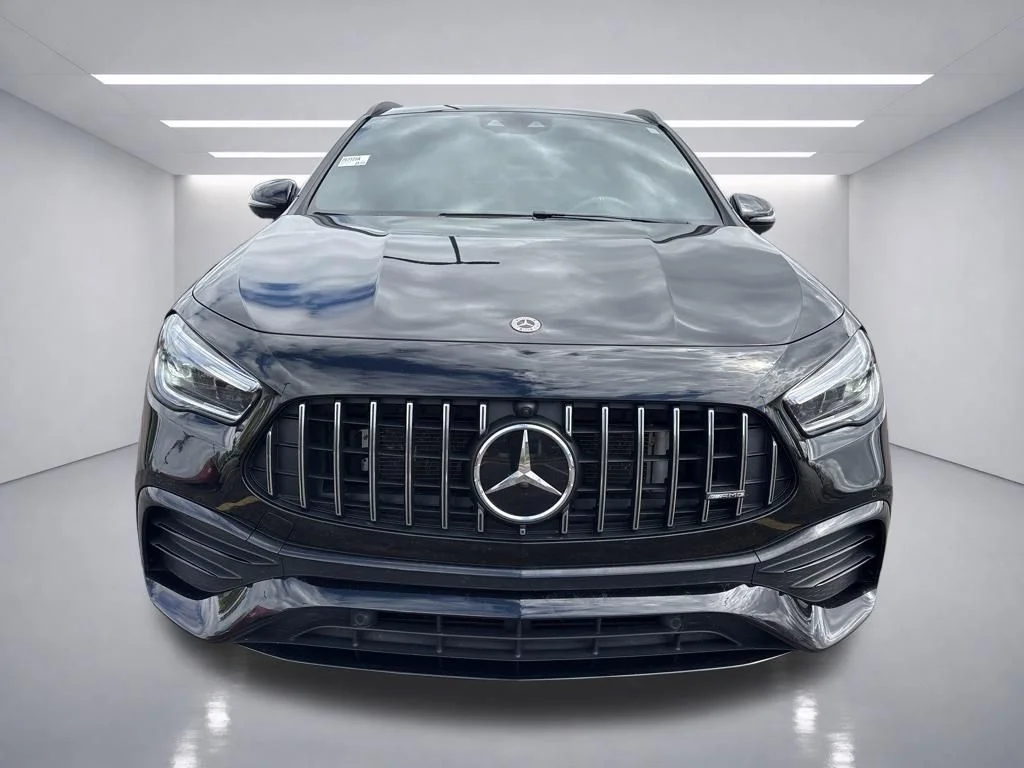 Used 2022 Night Black Mercedes-Benz GLA 35 AMG® image 9
