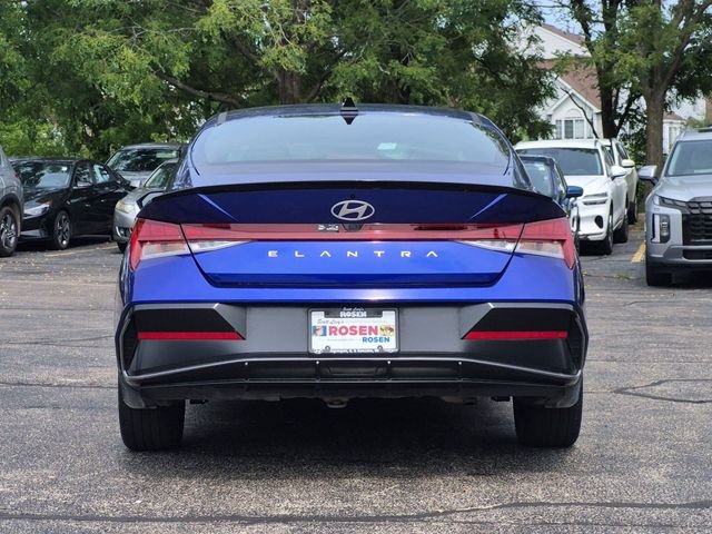Used 2026 Blue Hyundai SEL Sport image 6