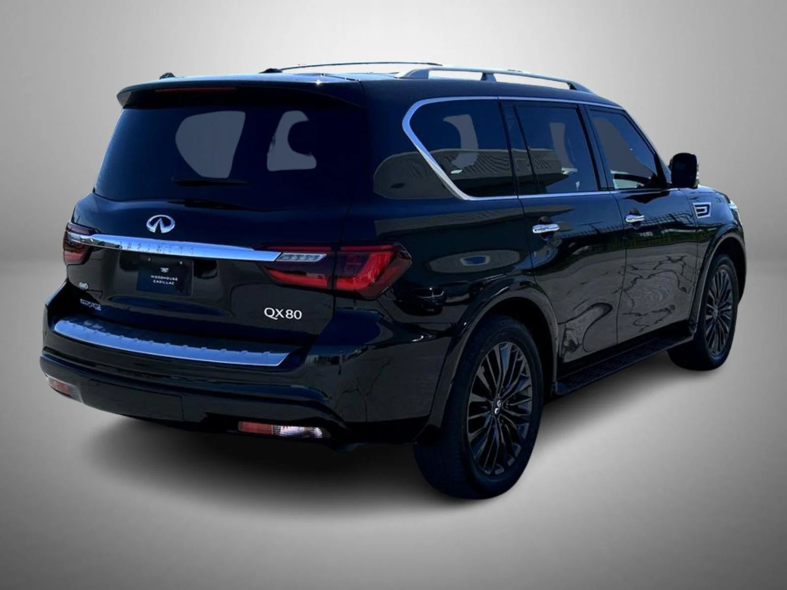 Used 2024 Black INFINITI Sensory image 5